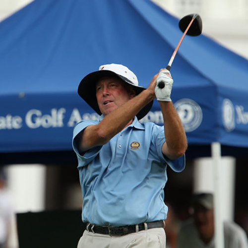 NJSGA Hall of Fame Member Ed Whitman swinging his golf club.